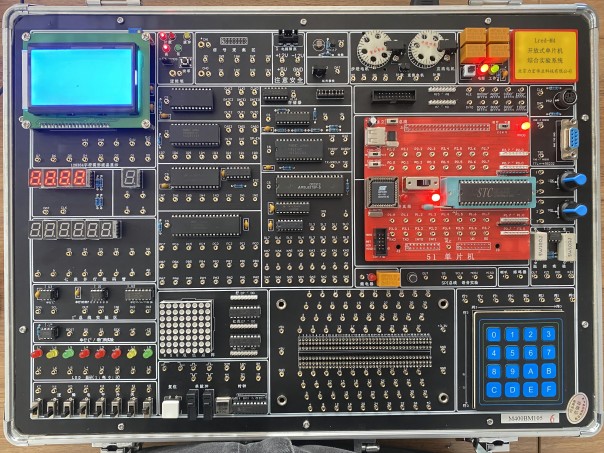 1677144996947799.jpg 單片機.jpg